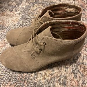 TOMS Wedge bootie